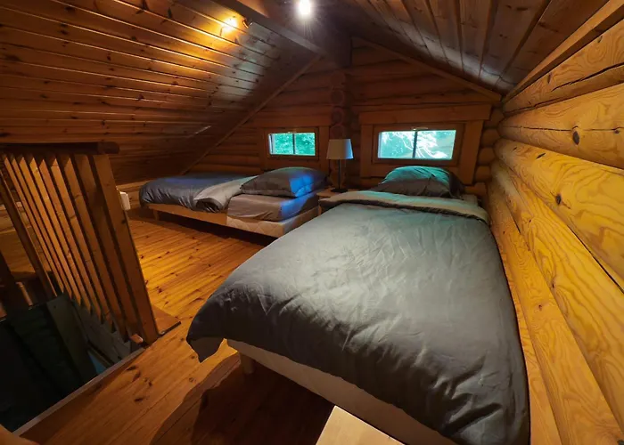 Les Du Centre 木屋 *